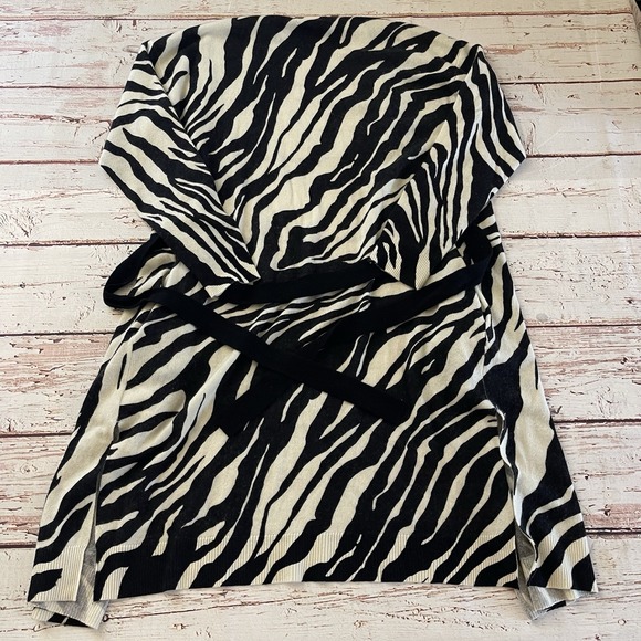 Charter Club Cashmere Zebra Print Belted Long Cardigan Size Large Cozy Women's - Picture 7 of 7